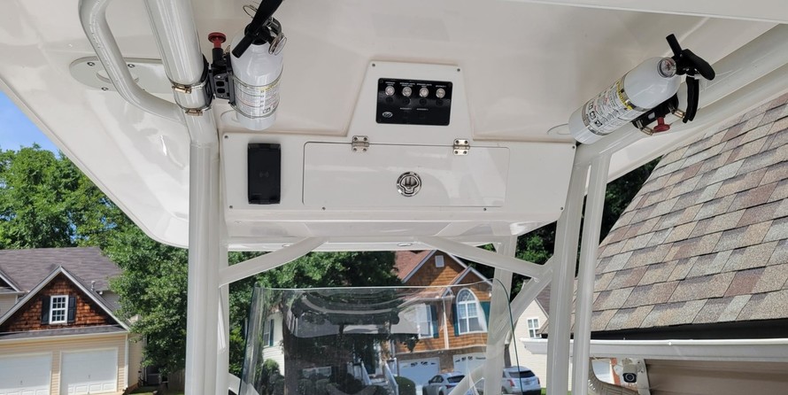 248 Sea Fox Commander