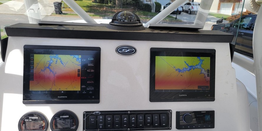 248 Sea Fox Commander