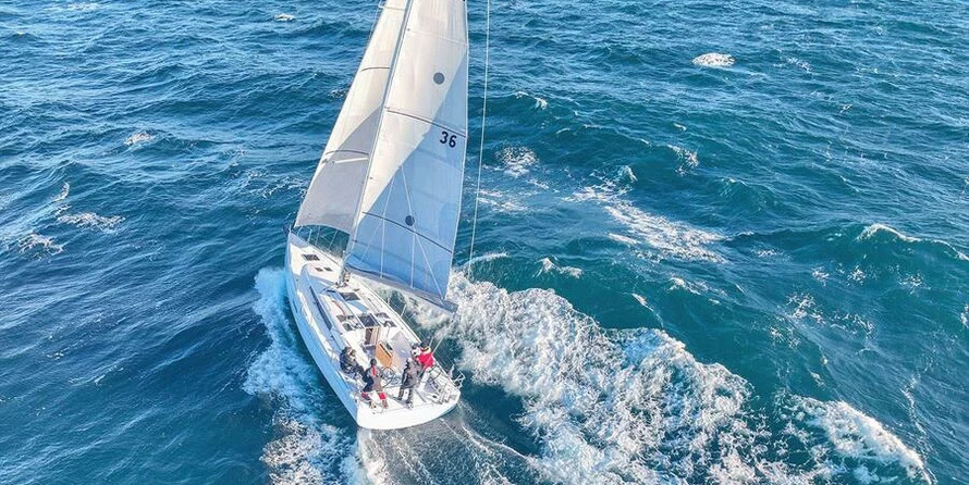 Beneteau First 36.7
