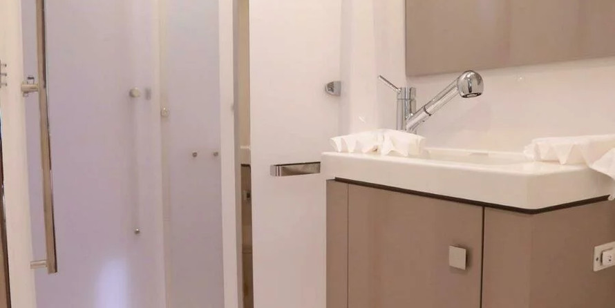 Fountaine Pajot Astrea 42