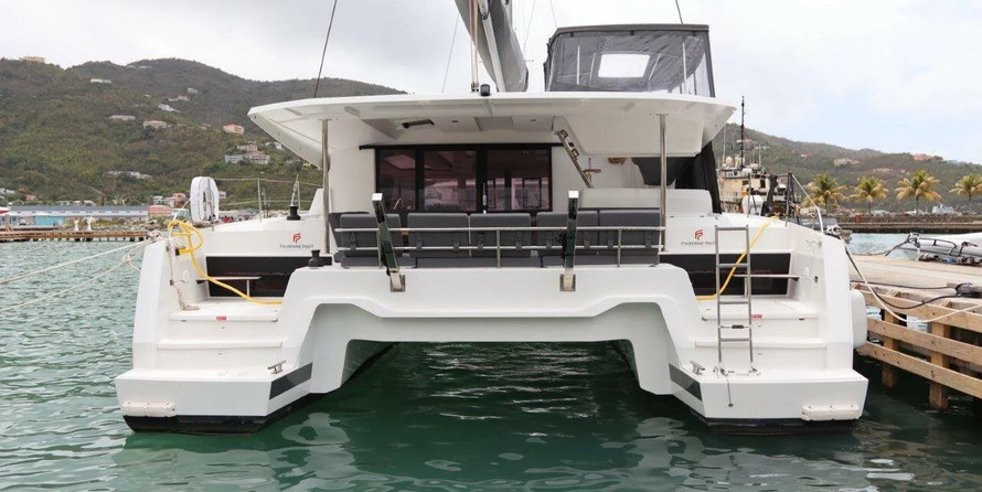 Fountaine Pajot Astrea 42