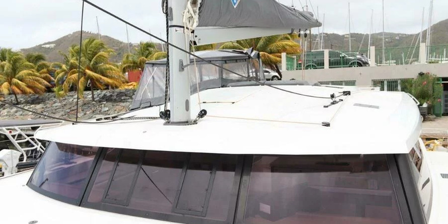 Fountaine Pajot Astrea 42