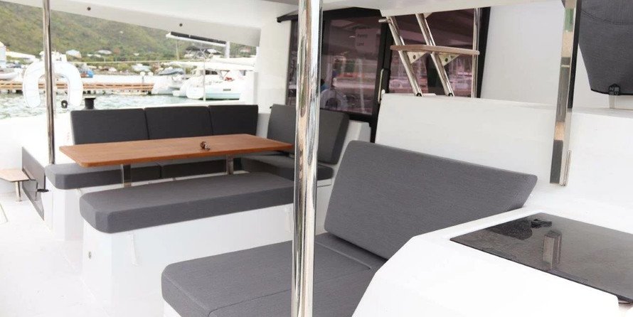 Fountaine Pajot Astrea 42