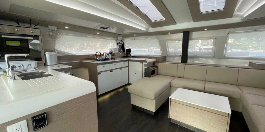 Fountaine Pajot Elba 45