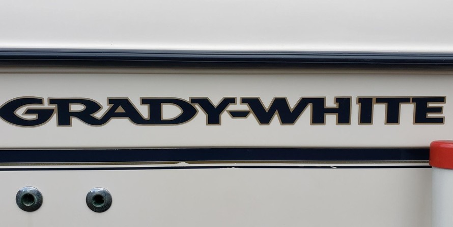 Grady-White Gulfstream 232