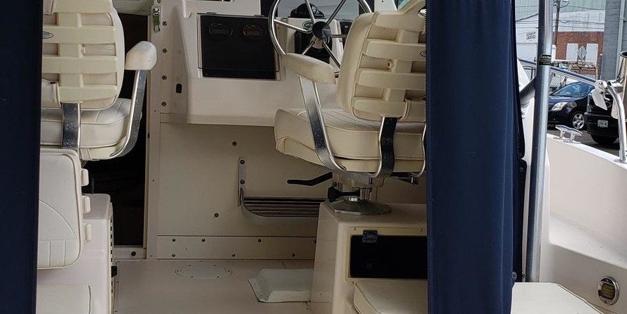 Grady-White Gulfstream 232