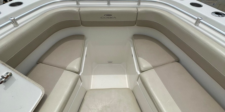 Cobia 217 center console
