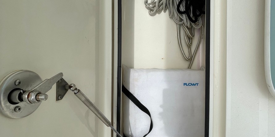 Cobia 217 center console