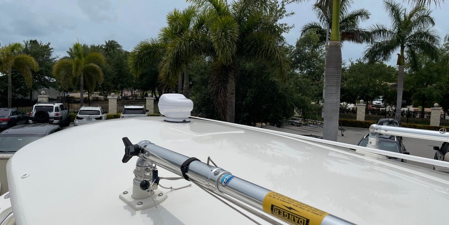 Cobia 217 center console