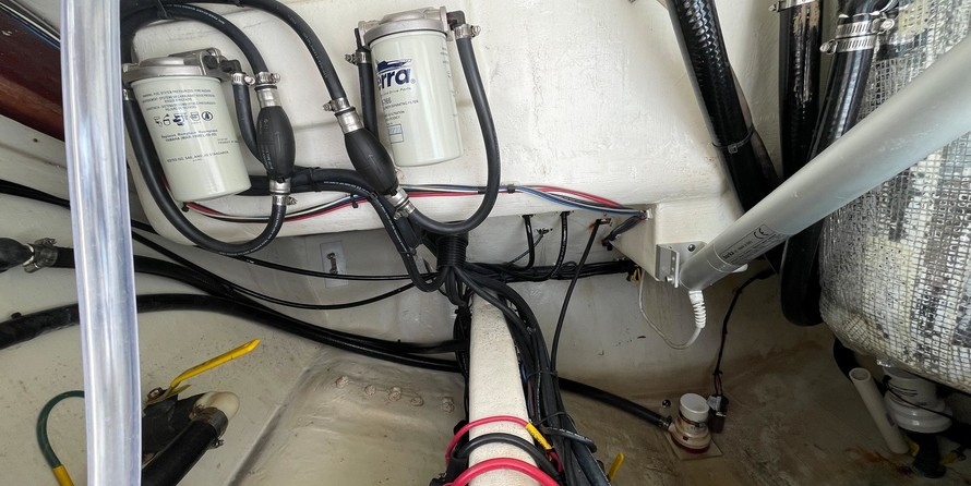 Cobia 217 center console