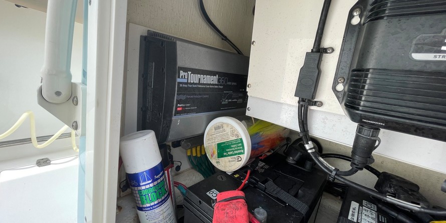 Cobia 217 center console