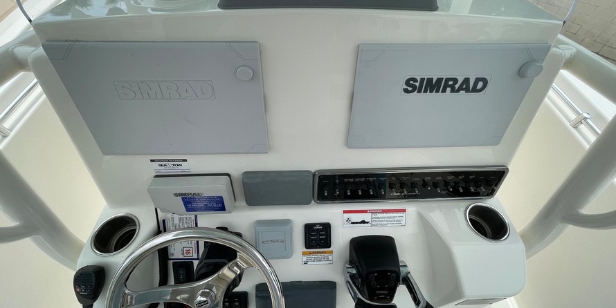 Cobia 217 center console