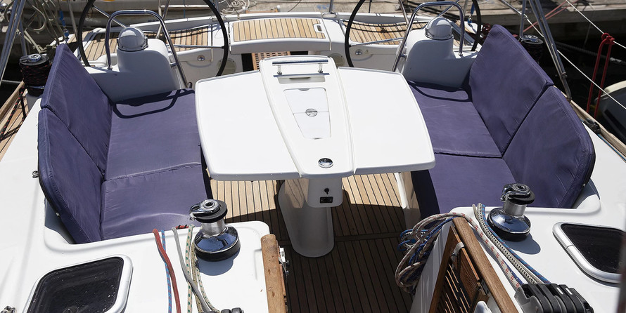 Oceanis 40