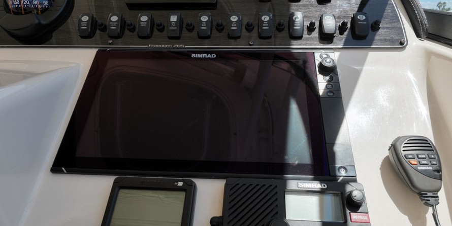 Grady-White Freedom 285