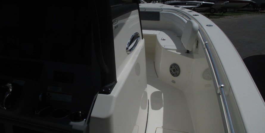 Cobia 217 center console