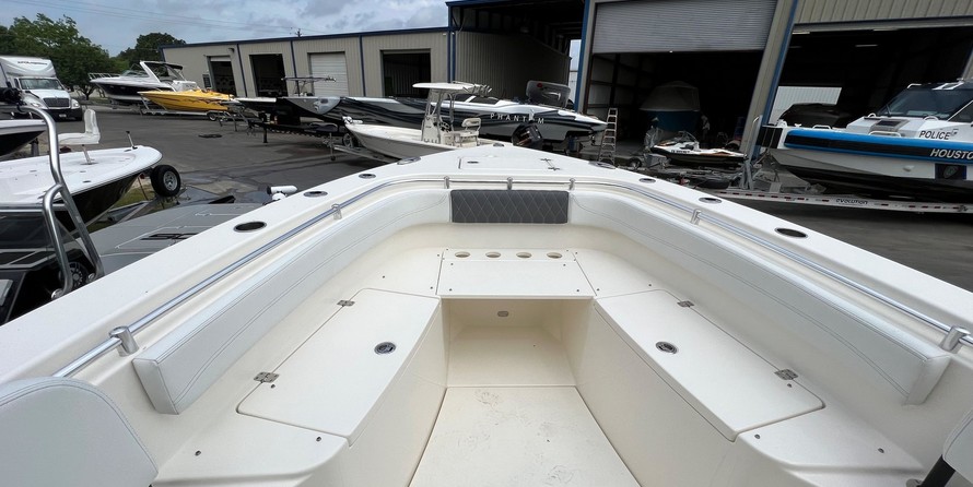 Cobia 217 center console