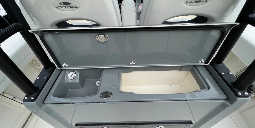 Cobia 217 center console