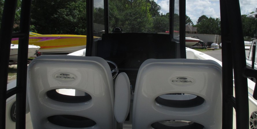 Cobia 217 center console