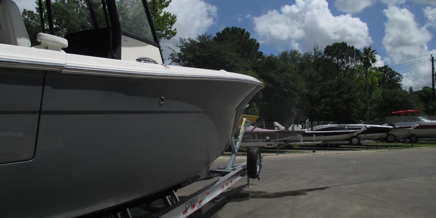 Cobia 217 center console