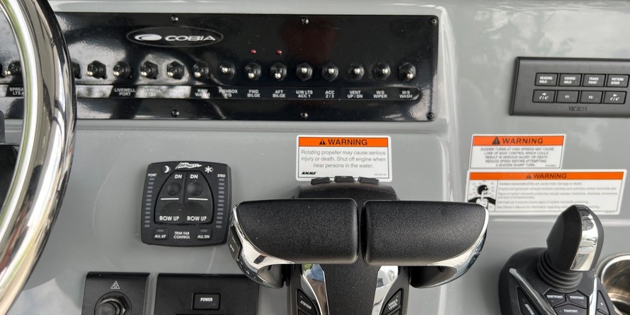 Cobia 217 center console