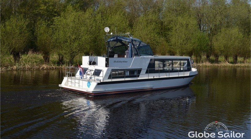 Safari Houseboat 1200