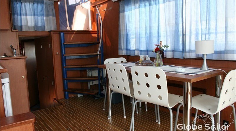 Safari Houseboat 1200