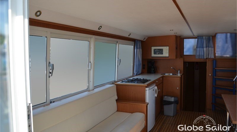 Safari Houseboat 1200