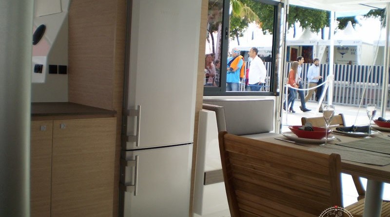 Bali catamarans 4.0 lounge