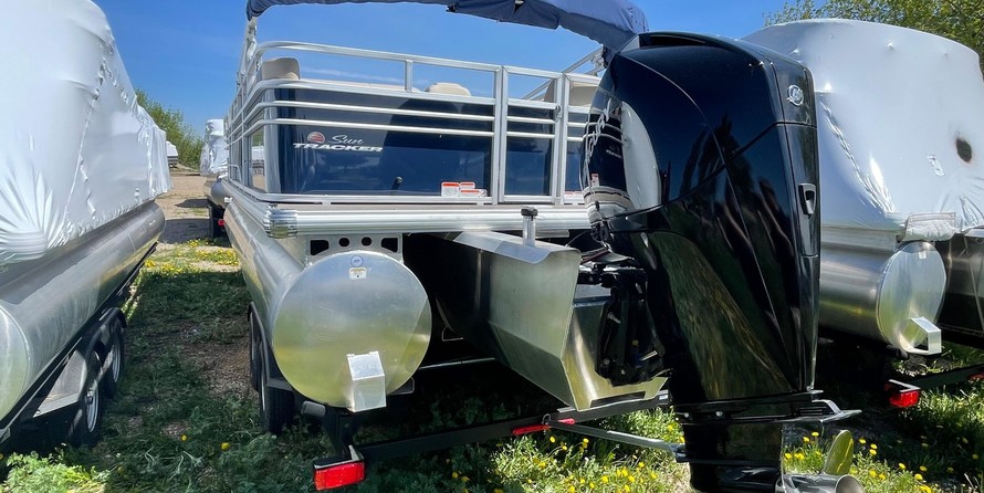 Sun Tracker Party Barge 22XP3 RF