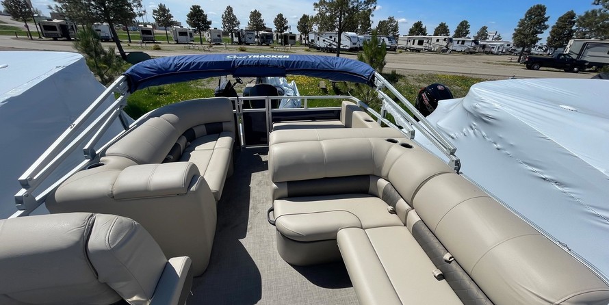 Sun Tracker Party Barge 22XP3 RF