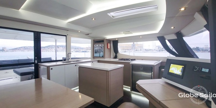 Fountaine Pajot Saba 50