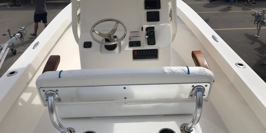 Century Coronado 23 CC