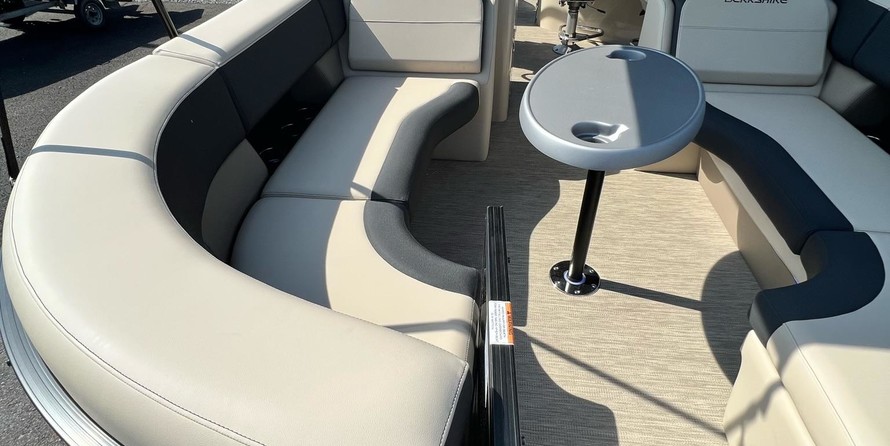 Berkshire 25E STS - Tritoon In Stock