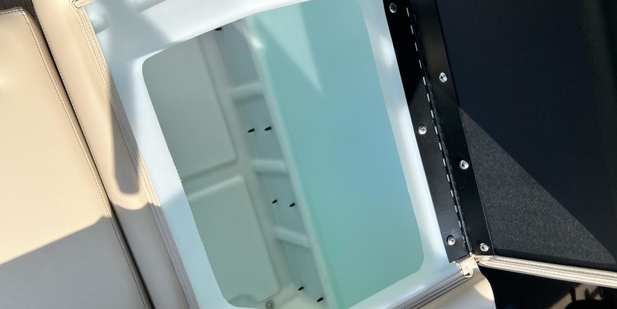 Berkshire 25E STS - Tritoon In Stock