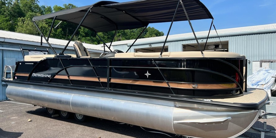 Berkshire 25E STS - Tritoon In Stock