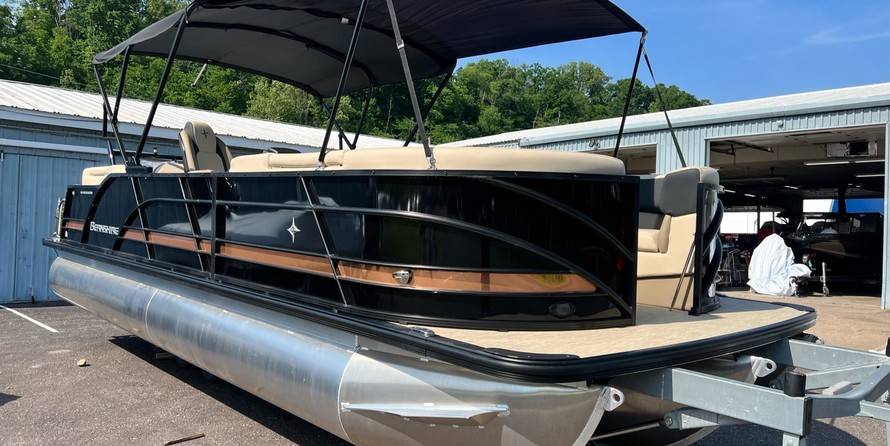 Berkshire 25E STS - Tritoon In Stock