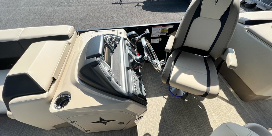 Berkshire 25E STS - Tritoon In Stock