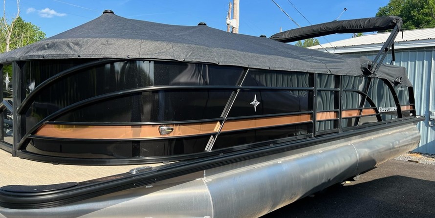 Berkshire 25E STS - Tritoon In Stock