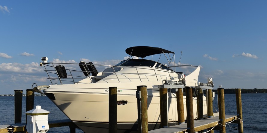 Carver 36 Mariner