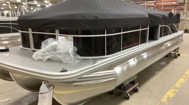 Bennington 24 sbrx