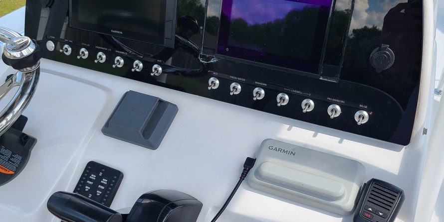 Custom carolina 28 center console