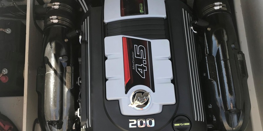 Bayliner VR5 BOWRIDER