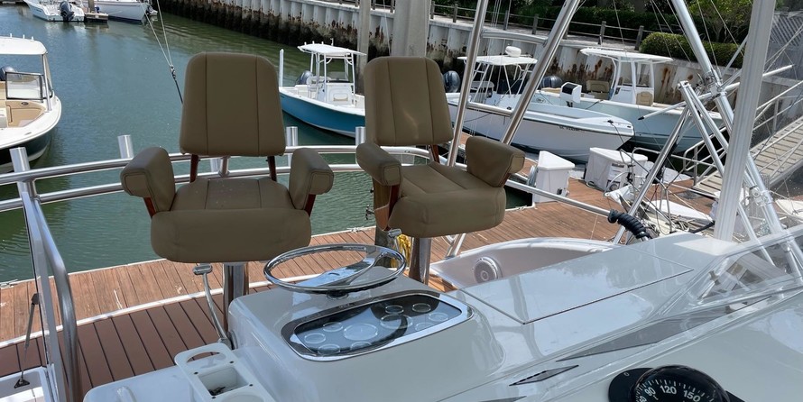 Silverton 45 Convertible