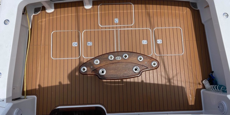 Silverton 45 Convertible