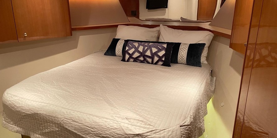 Silverton 45 Convertible