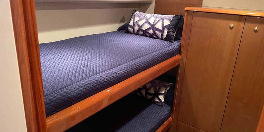 Silverton 45 Convertible