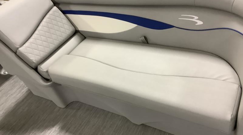 Bennington 24 sbrx