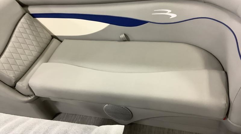 Bennington 24 sbrx