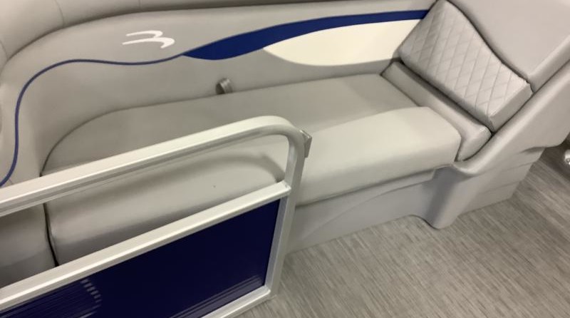 Bennington 24 sbrx