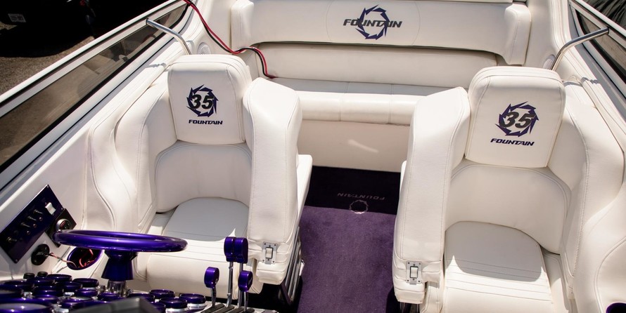 Fountain fountain 47 lightning